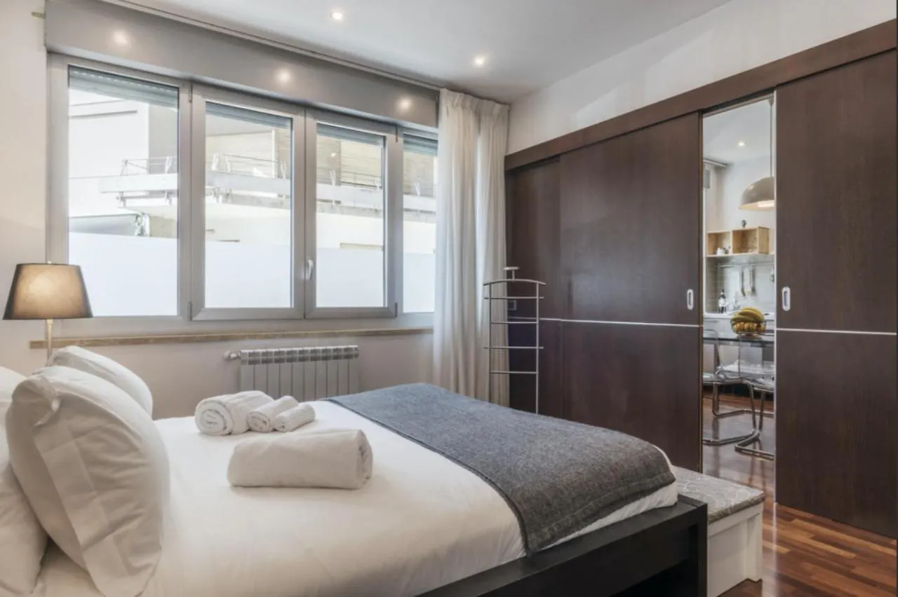 Via Luigi Rizzo 28, Interno 01 Appartement Rome